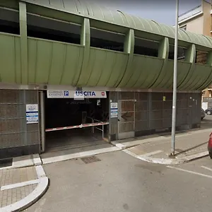 https://attico-centrale-ostia-20.it-romehotels.com